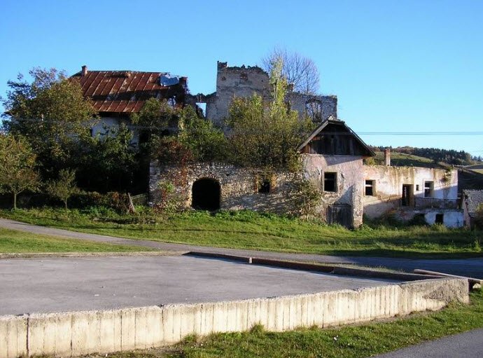 Kaštieľ Dúbravica, Dúbravica, Slovakia, Slovakia